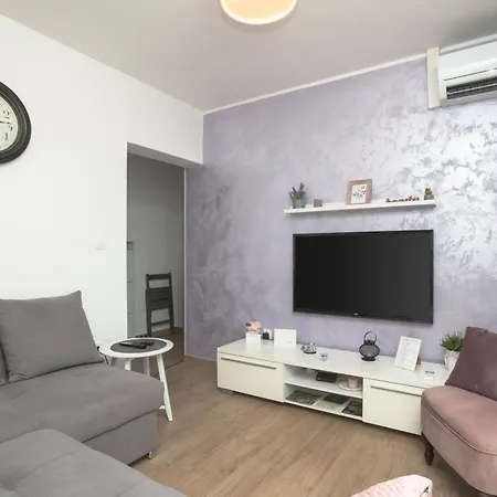 Apartamento Dalma Lavandella
