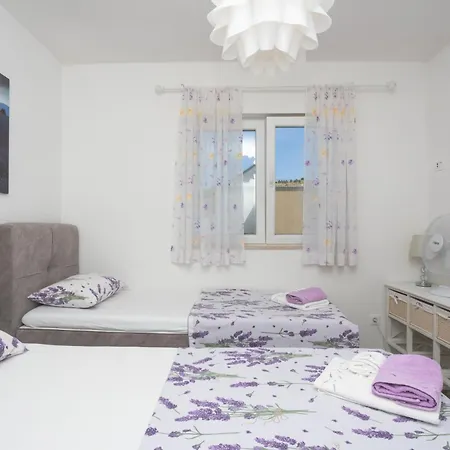 Dalma Lavandella * Zaboric